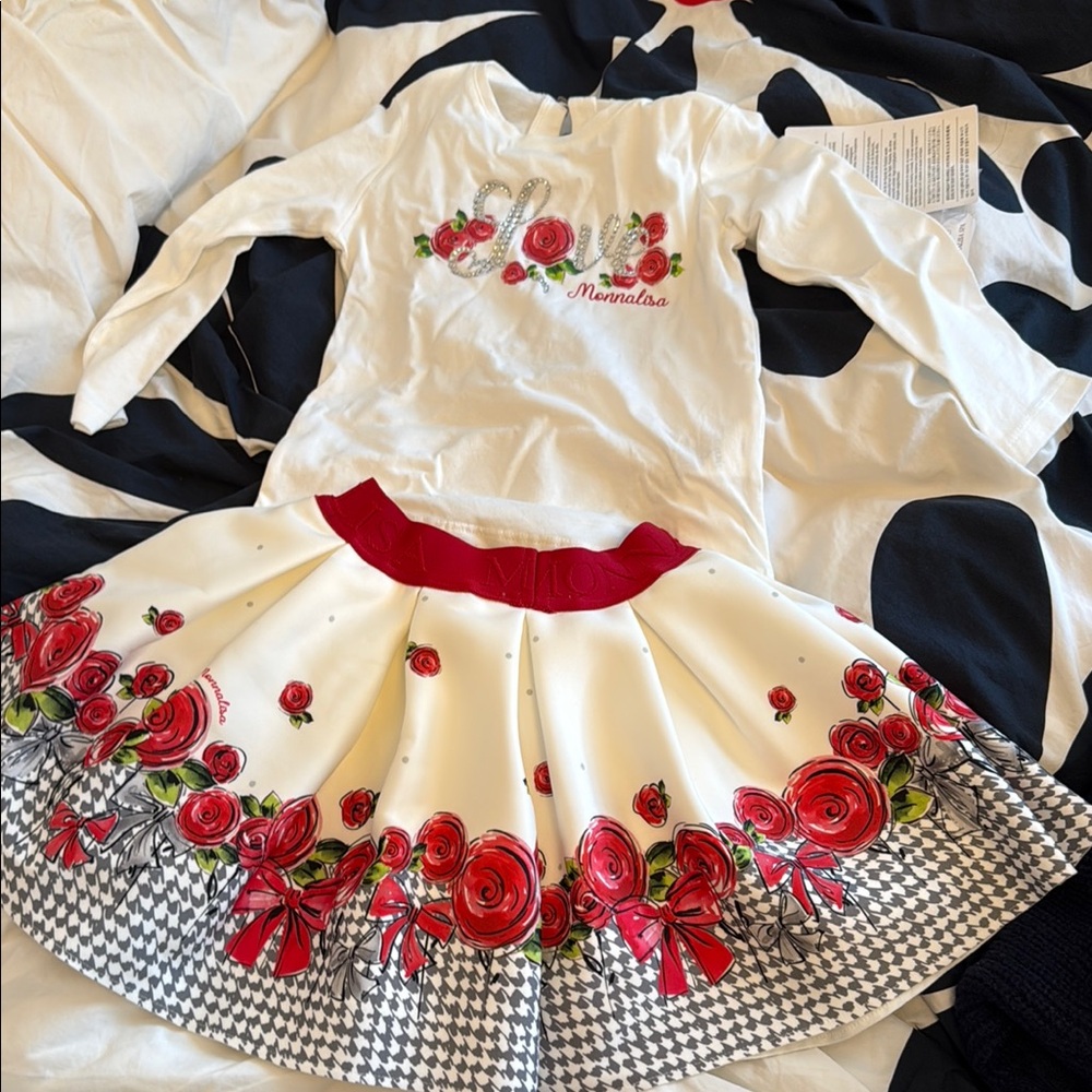 MonnaLisa White and Red Floral Kids Costume Set